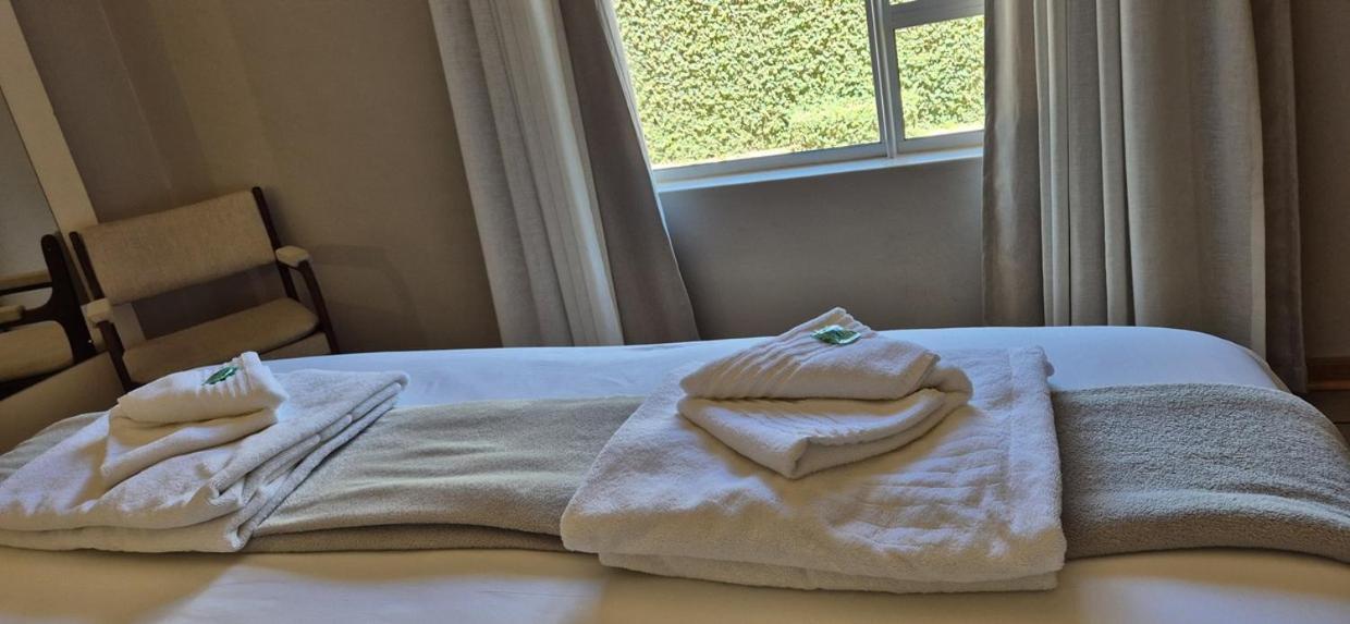 Elegant Lodge & Conference Center ポンゴーラ エクステリア 写真